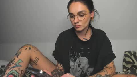 Snapshot of rokiinbaby chatting on January 21, 8:43 pm rokiinbaby online show from January 21, 8:43 pm