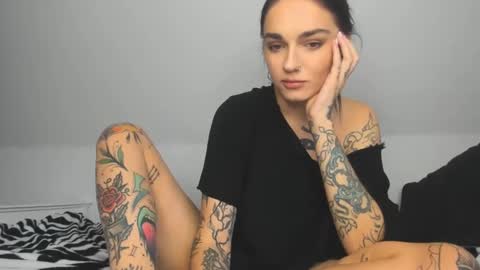 Snapshot of rokiinbaby chatting on December 9, 11:15 am rokiinbaby online show from December 9, 11:15 am