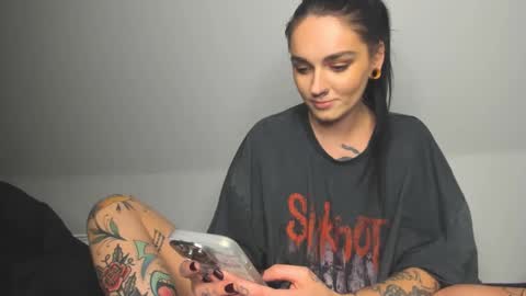 Snapshot of rokiinbaby chatting on February 24, 9:20 pm rokiinbaby online show from February 24, 9:20 pm