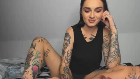 Snapshot of rokiinbaby chatting on December 4, 8:40 pm rokiinbaby online show from December 4, 8:40 pm