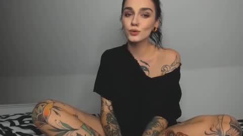 Snapshot of rokiinbaby chatting on December 25, 8:28 pm rokiinbaby online show from December 25, 8:28 pm