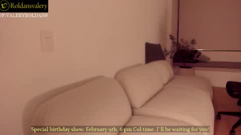 Valery Roldans online show from February 9, 3:42 am