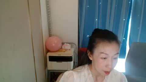 rongrong0329 online show from July 7, 7:23 am
