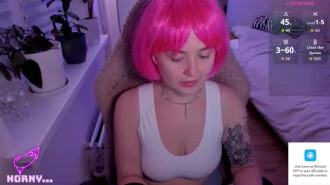 reesha . online show from November 5, 1:05 pm