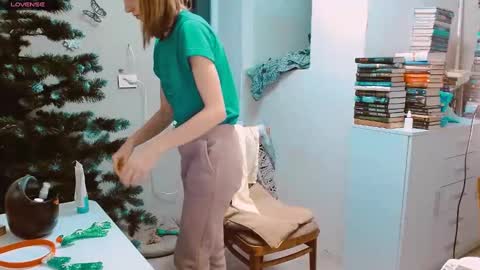 rosa843850 online show from December 26, 3:31 pm