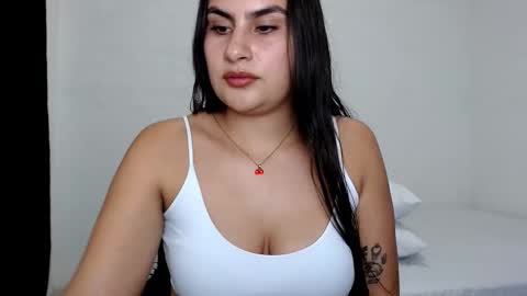 Snapshot of rosa_timida13 chatting on October 8, 5:45 am Rosita online show from October 8, 5:45 am