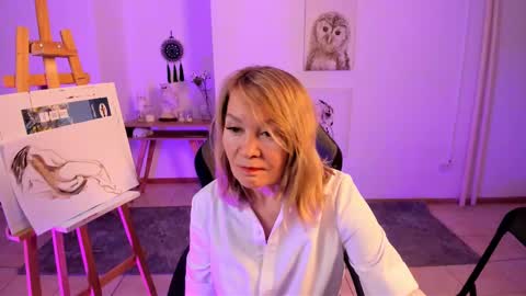 QUEEN online show from February 27, 10:37 am