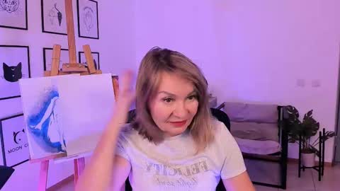 QUEEN online show from February 5, 10:41 am