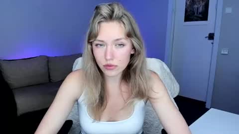 Rose but u can call me princess online show from August 8, 7:00 pm