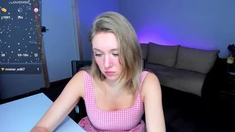 Rose but u can call me princess online show from December 3, 8:33 pm