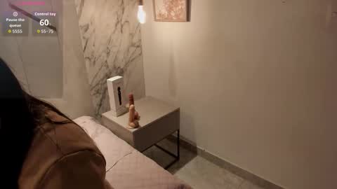 Rose 3 online show from March 23, 7:31 pm