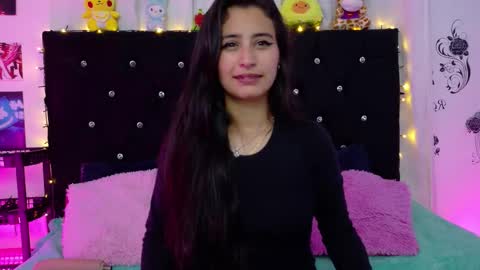 Snapshot of rose_smiley1 chatting on September 16, 4:20 am Rose online show from September 16, 4:20 am