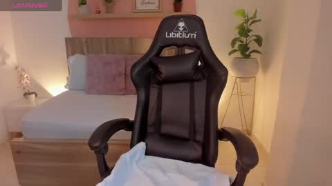 Rose online show from February 11, 7:27 pm