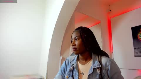 Snapshot of rosi_cooper chatting on March 7, 11:07 am rosi_cooper online show from March 7, 11:07 am