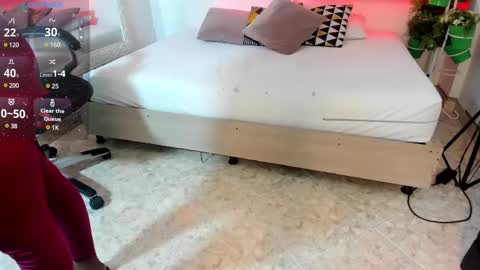 Snapshot of rosi_cooper chatting on March 10, 11:01 am rosi_cooper online show from March 10, 11:01 am