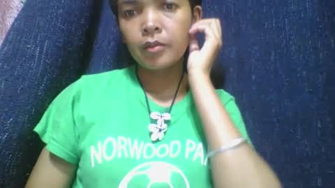 Snapshot of rosia685234 chatting on February 17, 1:55 pm rosia685234 online show from February 17, 1:55 pm