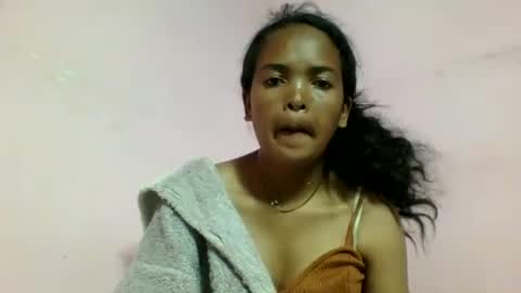 rosia685234 online show from July 28, 1:21 pm