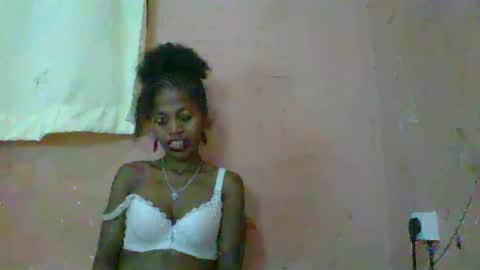 Snapshot of rosiahot1 chatting on March 9, 3:27 pm rosia online show from March 9, 3:27 pm