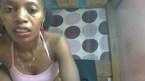 Snapshot of rosiahot1 chatting on February 12, 7:13 pm rosia online show from February 12, 7:13 pm