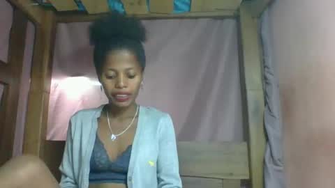 Snapshot of rosiahot1 chatting on March 3, 5:58 am rosia online show from March 3, 5:58 am