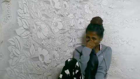 Snapshot of rosiahot1 chatting on September 30, 3:45 am rosia online show from September 30, 3:45 am
