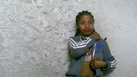 Snapshot of rosiahot1 chatting on October 5, 4:28 am rosia online show from October 5, 4:28 am
