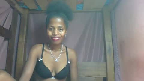 Snapshot of rosiahot1 chatting on February 24, 5:30 am rosia online show from February 24, 5:30 am