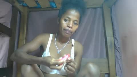 Snapshot of rosiahot1 chatting on February 21, 6:51 am rosia online show from February 21, 6:51 am