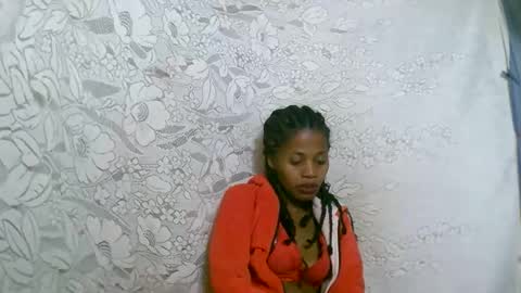 Snapshot of rosiahot1 chatting on October 8, 4:50 am rosia online show from October 8, 4:50 am