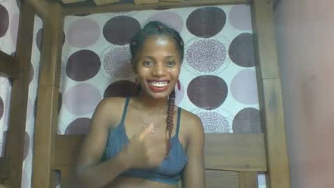 Snapshot of rosiahot1 chatting on February 15, 1:53 am rosia online show from February 15, 1:53 am