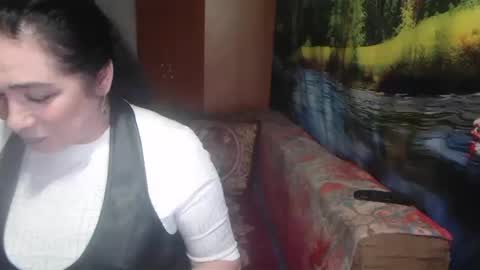 Snapshot of rositasky chatting on September 30, 2:17 am RositaSky online show from September 30, 2:17 am