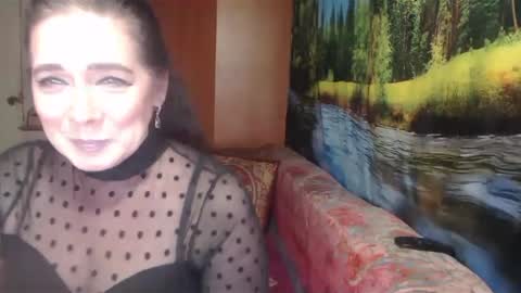 Snapshot of rositasky chatting on October 31, 8:46 pm RositaSky online show from October 31, 8:46 pm