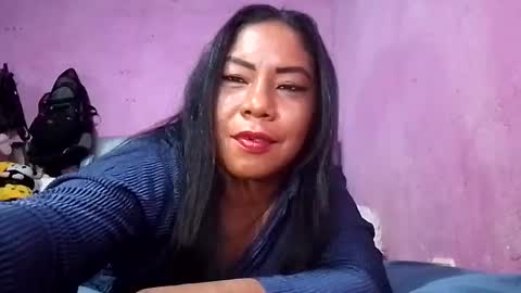 Snapshot of rosmerynava chatting on December 11, 4:28 am rosmerynavarro online show from December 11, 4:28 am