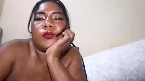 Snapshot of rosmerynava chatting on October 2, 4:39 am rosmerynavarro online show from October 2, 4:39 am