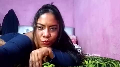 Snapshot of rosmerynava chatting on December 15, 3:34 am rosmerynavarro online show from December 15, 3:34 am