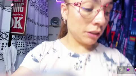 Snapshot of rosse_25 chatting on December 16, 5:11 pm Would you like to help me with supplementation and sports suits so I can compete in powerlifting online show from December 16, 5:11 pm