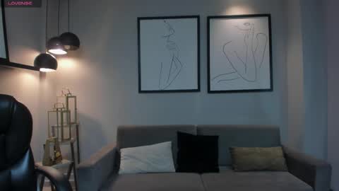 Rossie Rivers online show from February 4, 11:57 am