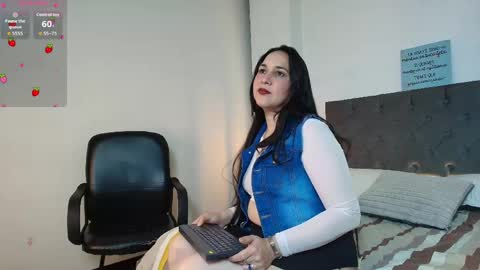 rossy_marks online show from May 26, 9:03 pm