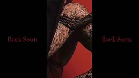 rosy_black_ online show from June 16, 6:31 pm