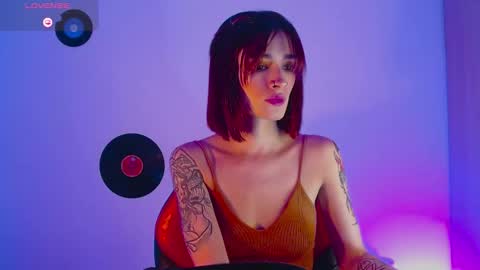 rot_wallace online show from October 18, 10:11 pm