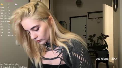 Snapshot of rottenlullaby chatting on September 18, 6:28 pm - my telegram channel online show from September 18, 6:28 pm