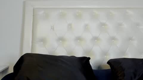 rouse_sexy_hotxx77 online show from July 2, 4:07 am