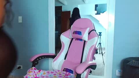 ROUSE  online show from February 8, 9:25 pm