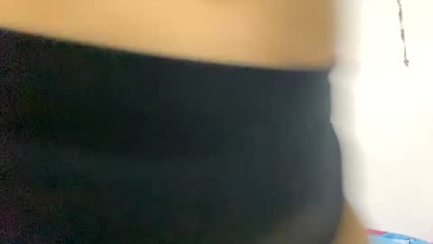 Snapshot of rousemilf4u chatting on January 27, 9:44 am rouse online show from January 27, 9:44 am