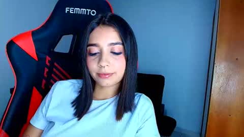 rousse_violet online show from March 21, 12:04 am