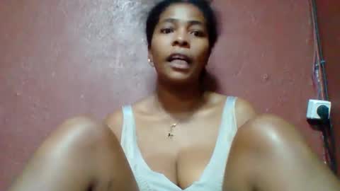 rovaelyah online show from March 27, 10:27 am