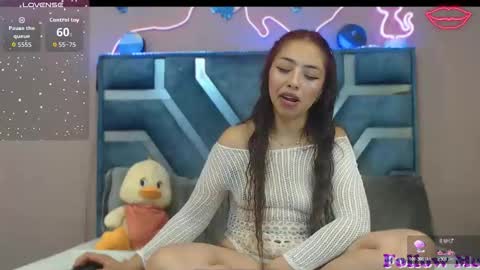 Roxane online show from March 20, 4:17 am