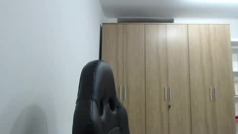 Roxana online show from April 6, 1:16 am