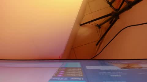 Roxane online show from February 5, 9:01 am