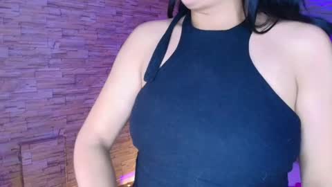 Snapshot of roxanne_han chatting on September 26, 11:52 am roxanne_han online show from September 26, 11:52 am
